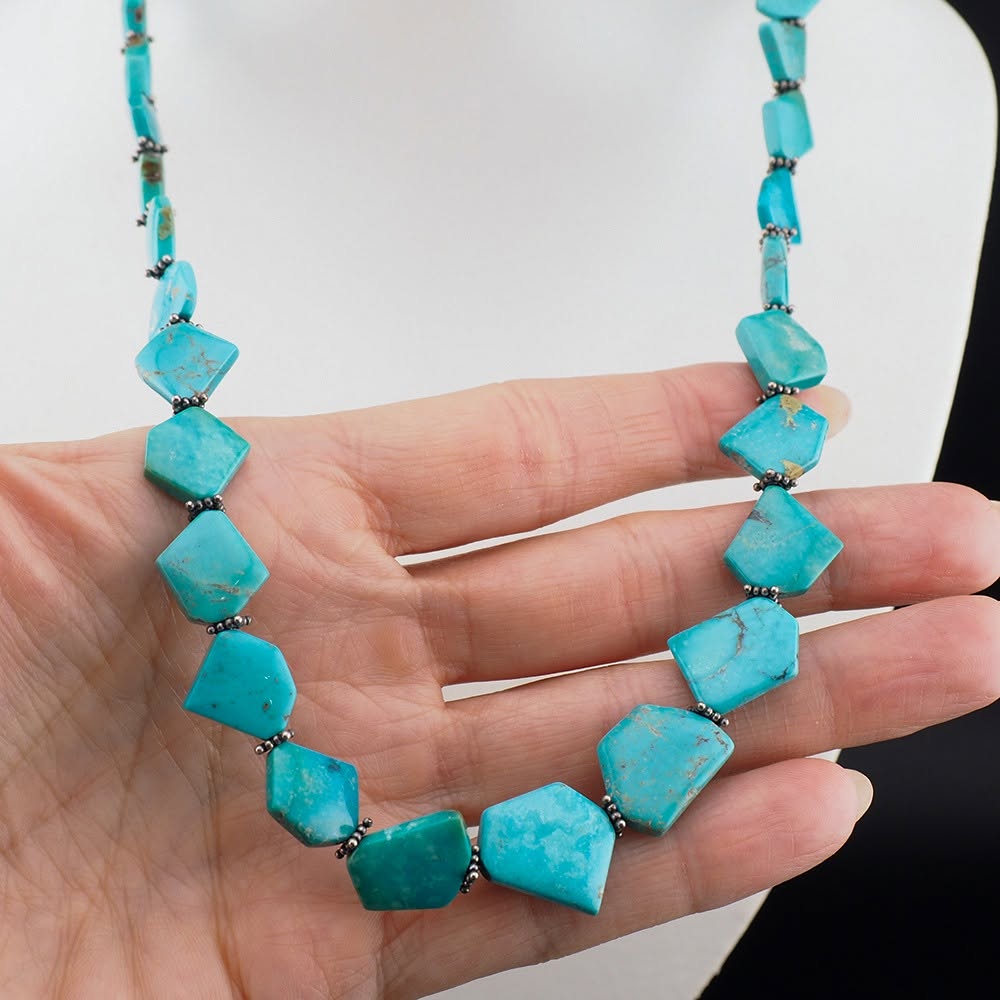 Attractive Turquoise Nugget Necklace in Sterling Silver - Image 4