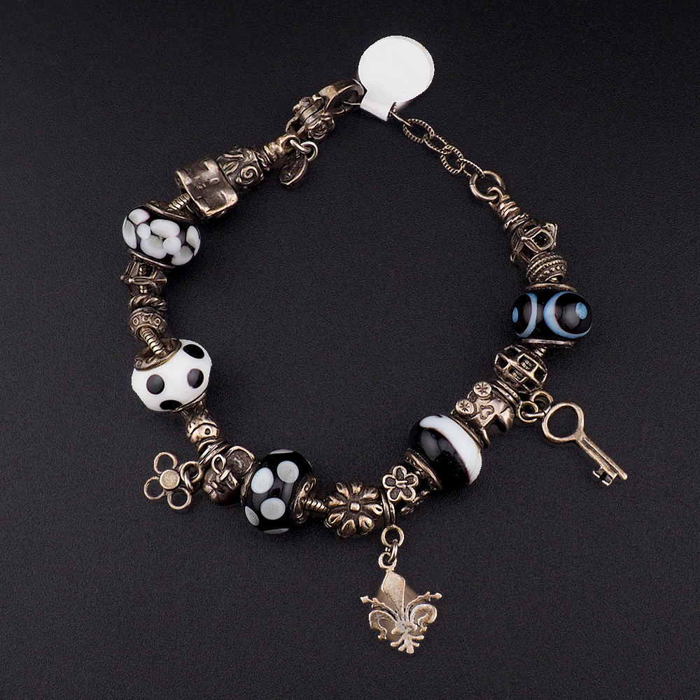 Vintage Italian 925 sterling silver art glass charm bracelet